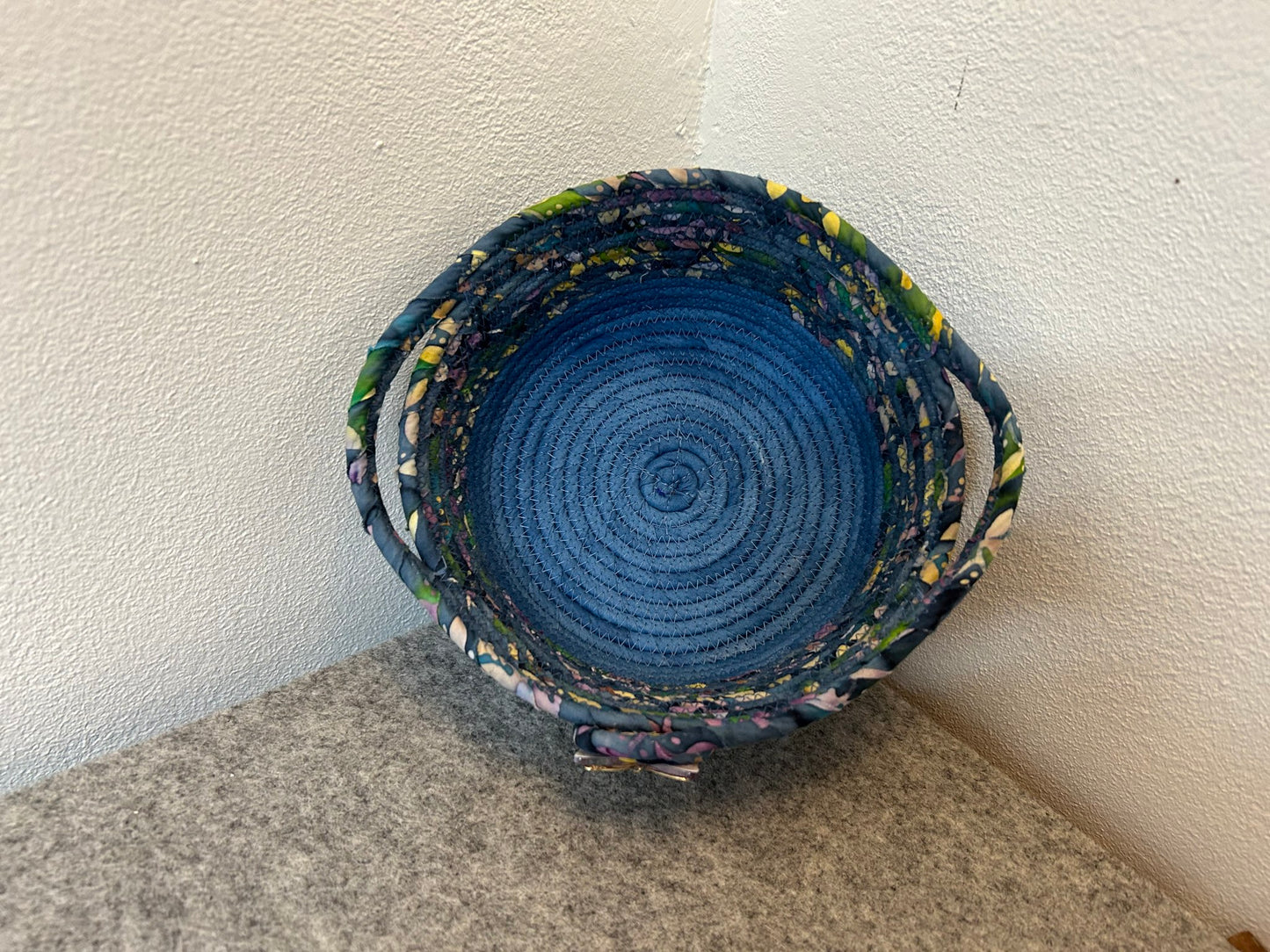 Rope Bowl Blue & batik