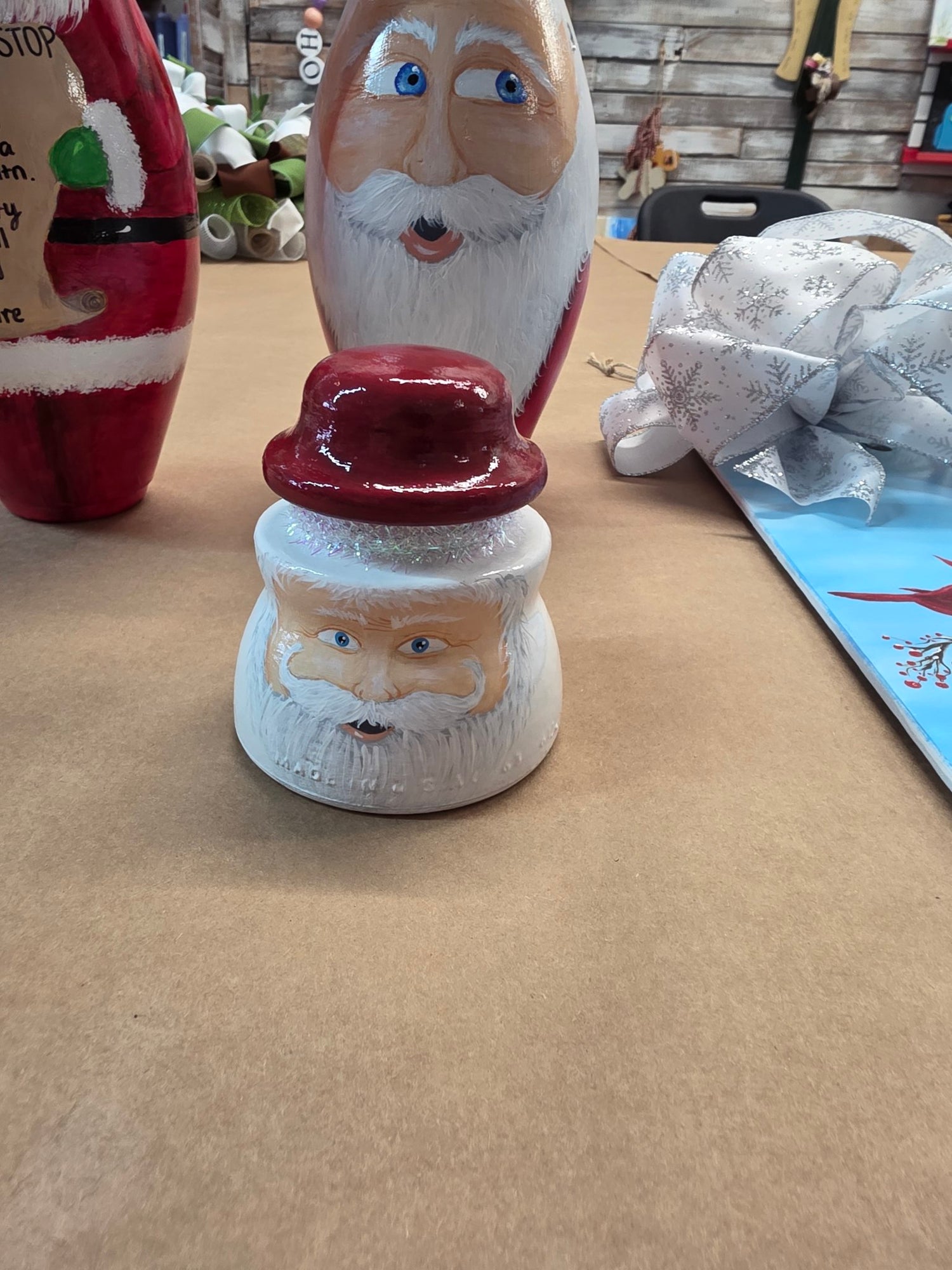 Santa Insulator